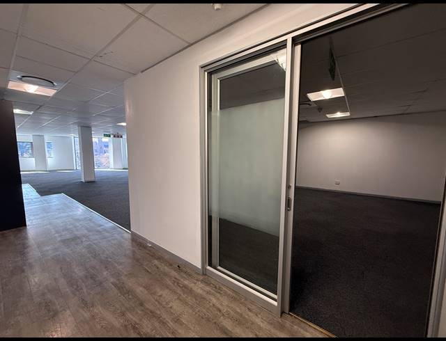355M² OFFICE TO LET IN PARKTOWN